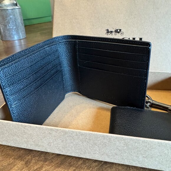 Coach Men's 3 in 1 Compact ID Leather Wallet With Key Fob F64118 Black with Box - Picture 4 of 4